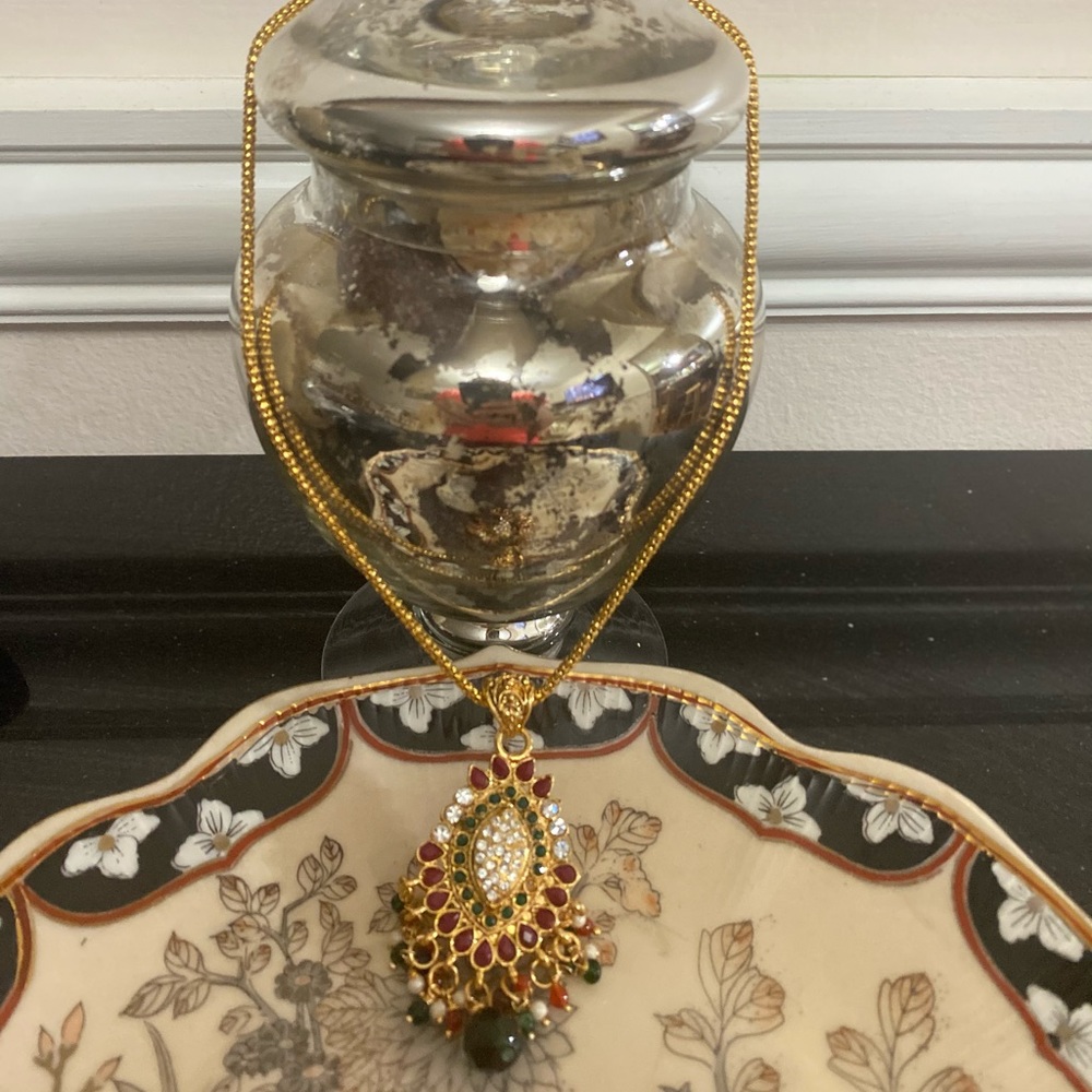 Gorgeous Ruby Statement Necklace - image 6